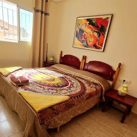 Tatil Evi Casa Ana & Peter / Zeniamar Orihuela